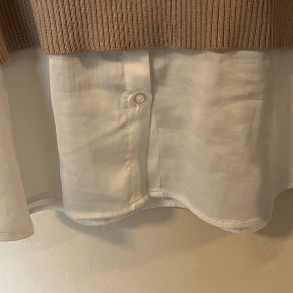 Adrienne Vittadini Plaid Sweater with Faux Collared Button Down Lining (Size M) - Picture 3 of 4